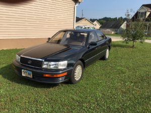 Lexus Ls400 front view